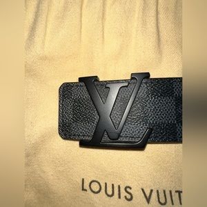 Louis Vuitton Damier Graphite Belt Sz. 38.  Great Condition AUTHENTIC